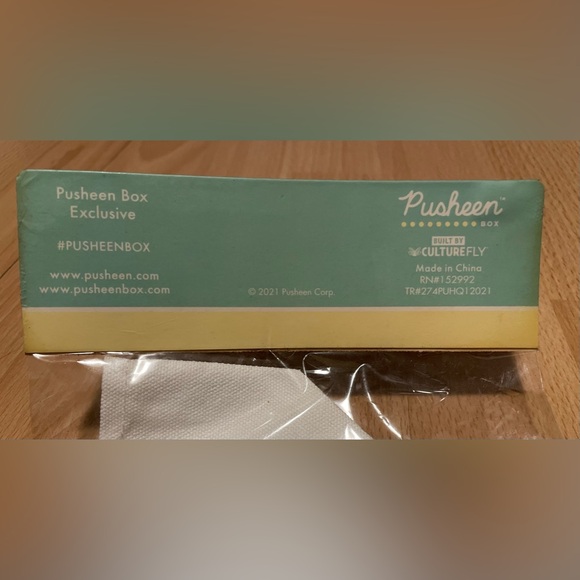 Pusheen Tissue Box Cover - Picture 4 of 4